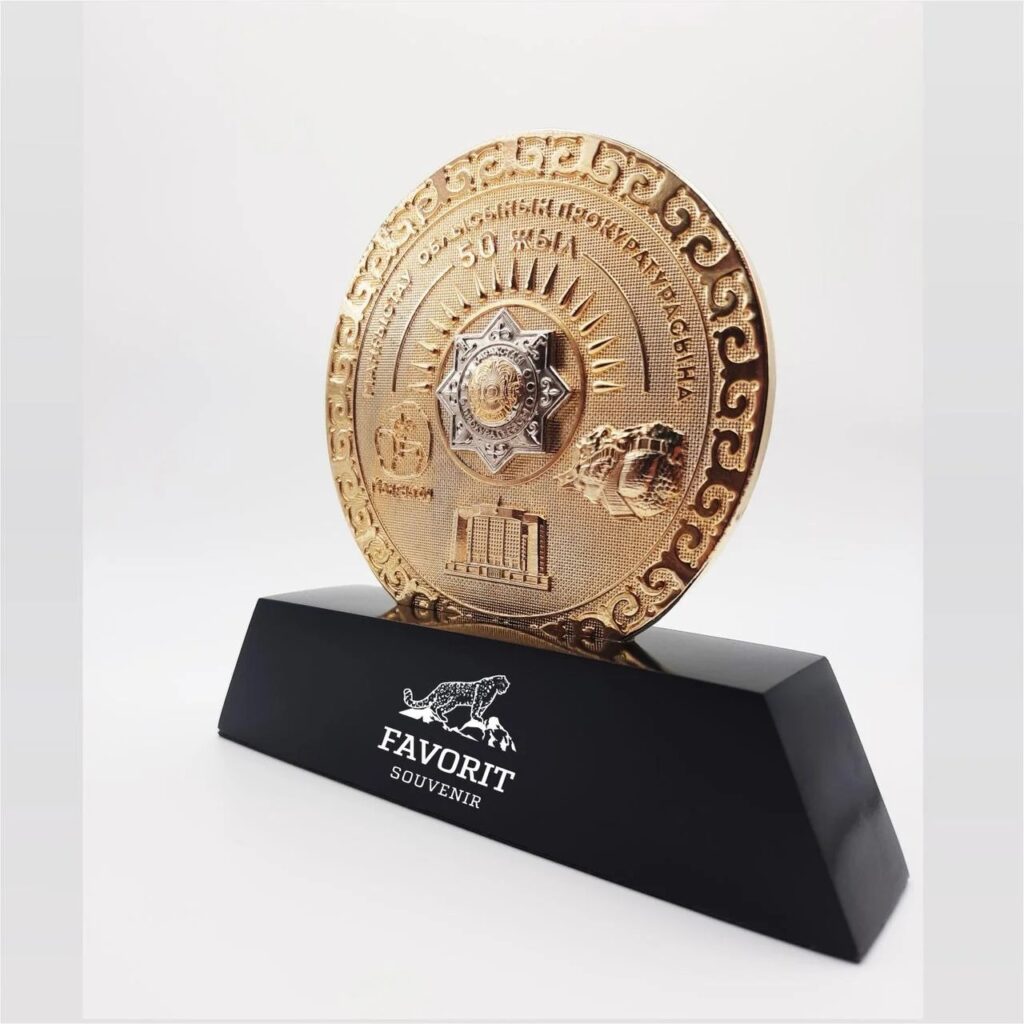 сувенирные монеты