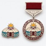 Наградные значки и медали на заказ с лентой и эмалью